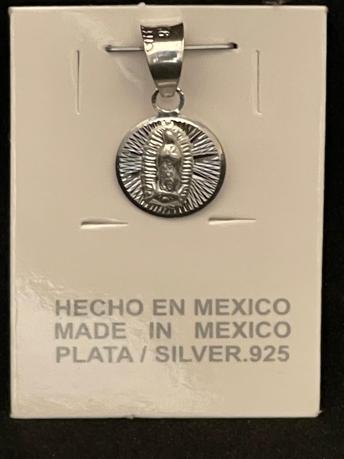 Dije de virgencita de Guadalupe