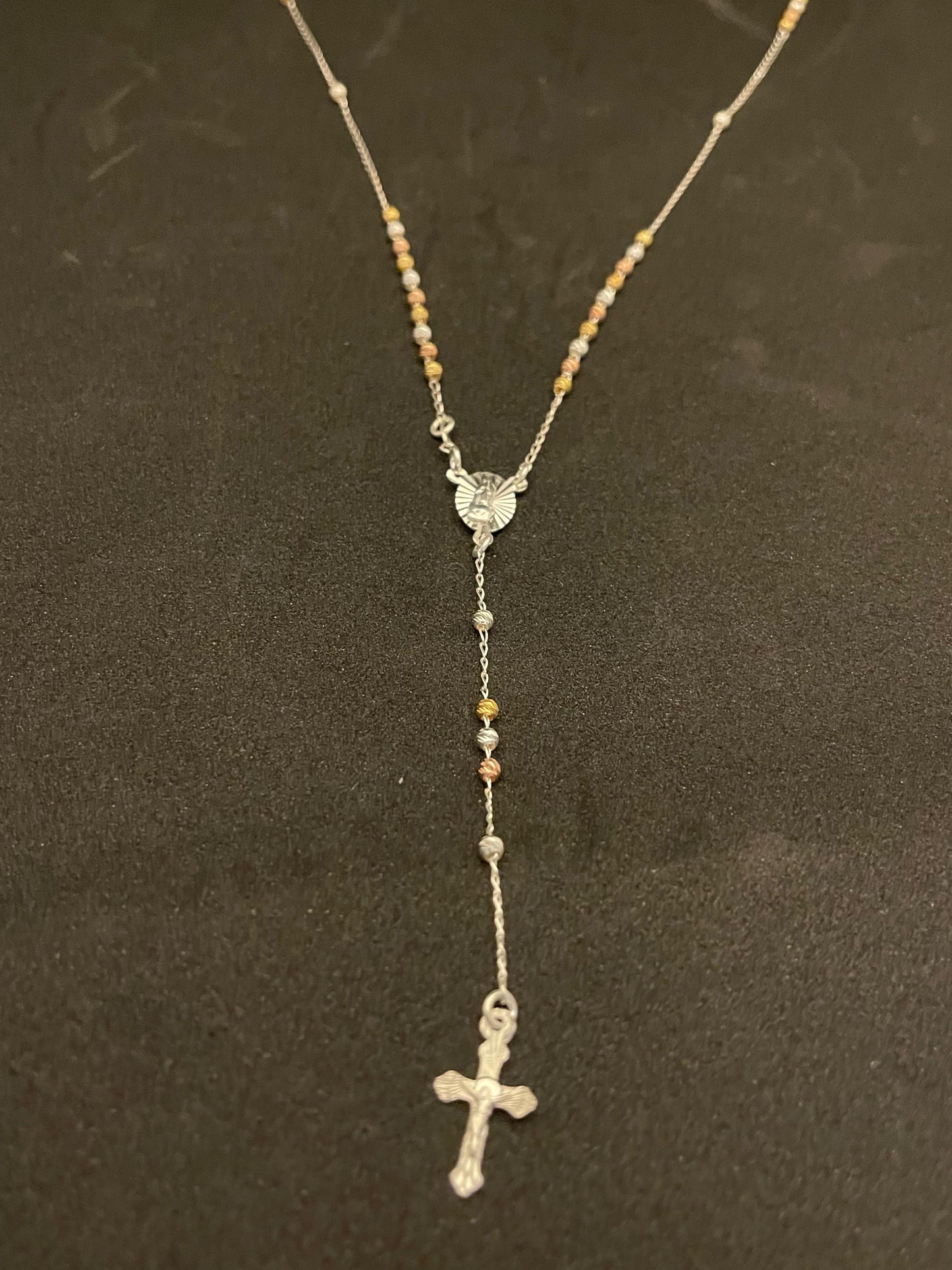 Rosario con la Virgen de Guadalupe y Jesus en la Cruz