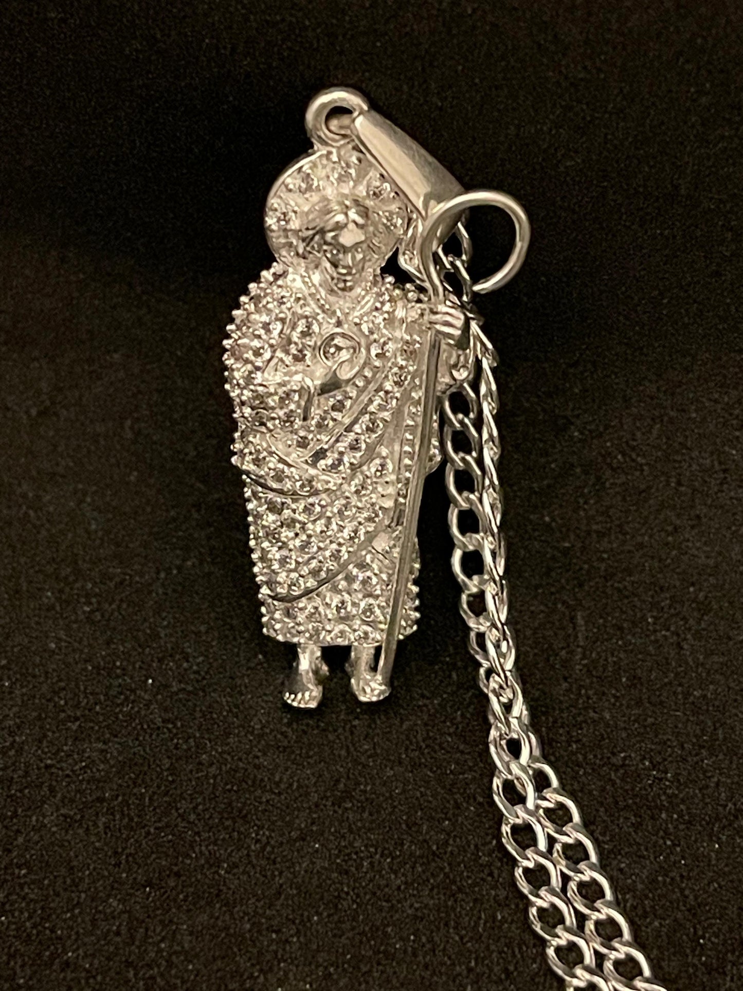 SAN JUDITAS con cadena